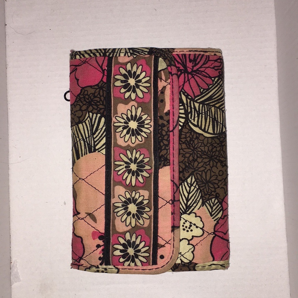 Mocha Rouge Floral Design Vera Bradley Wallet